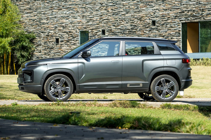 Geely’s Icon SUV claimed to have Coronavirus counter