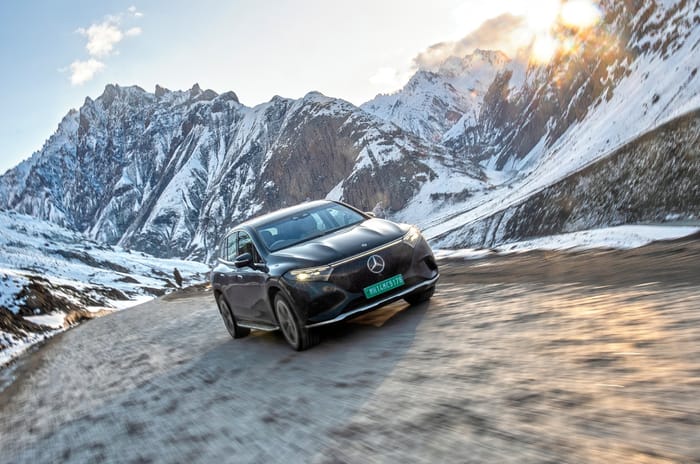 Guinness World Records Greatest Temperature Change Achieved by an Electric Production Car to Khardung La