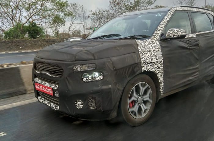 New Kia Seltos teaser confirms design and equipment details