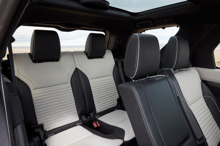 Land Rover Discovery facelift launched at Rs 88.06 lakh