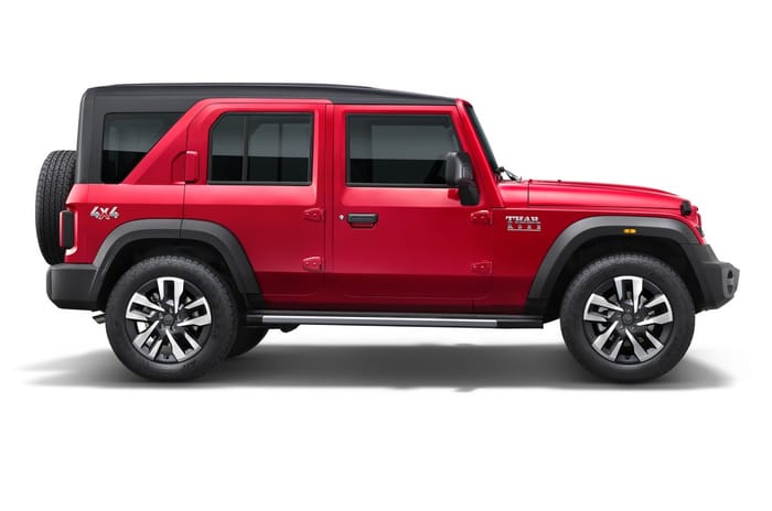 Mahindra Thar Roxx side