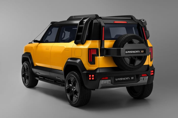 Mahindra Vision S rear profile