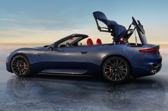 Maserati GranCabrio side roof down