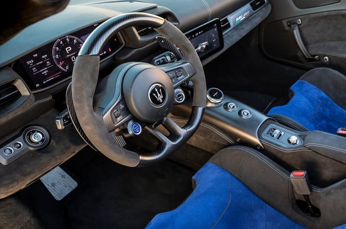 Maserati MC20 Cielo interior