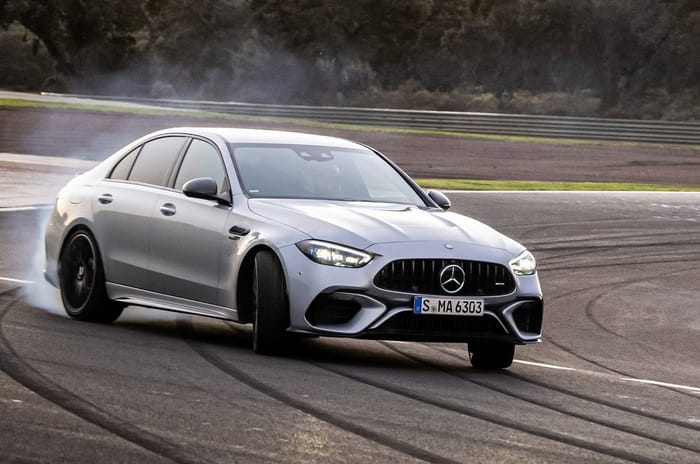 Mercedes AMG C 63 S E Performance Mercedes AMG C 63 S E Performance