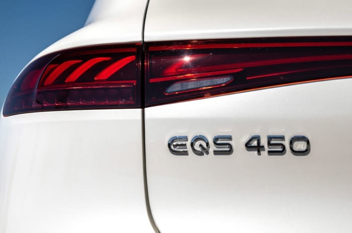 Mercedes EQS SUV 450 badge Mercedes EQS SUV 450 badge