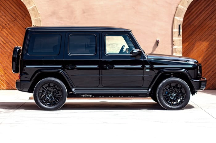 Mercedes G 580 with EQ Technology side profile