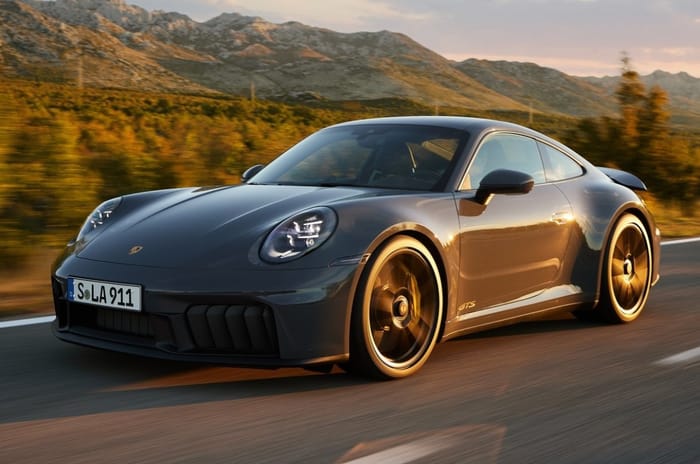 Porsche 911 hybrid revealed with 541hp
