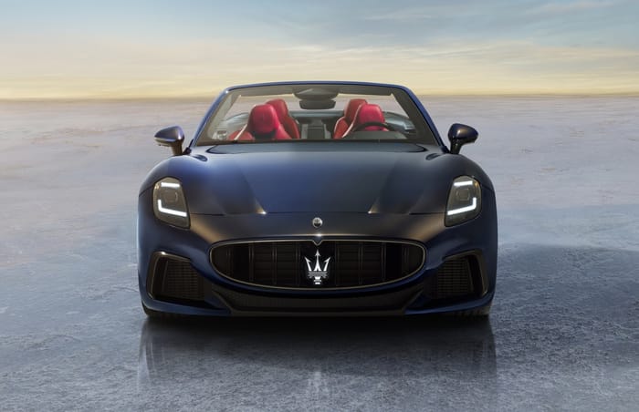 Maserati GranCabrio convertible revealed with 550hp V6 engine