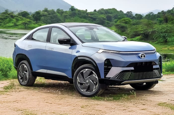 2025 Tata Curvv EV discounts
