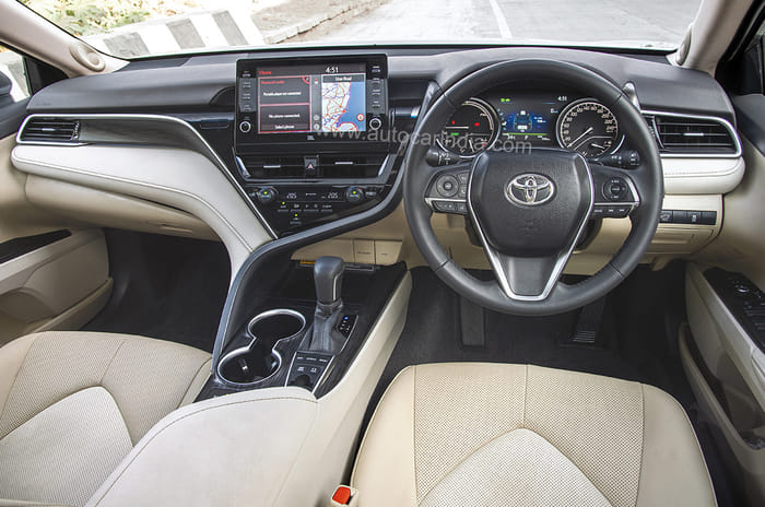 2022 Toyota Camry Hybrid: 5 things to know
