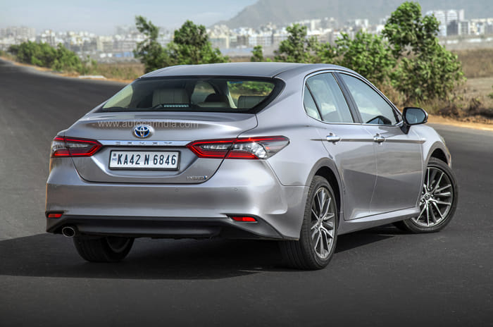 2022 Toyota Camry Hybrid: 5 things to know