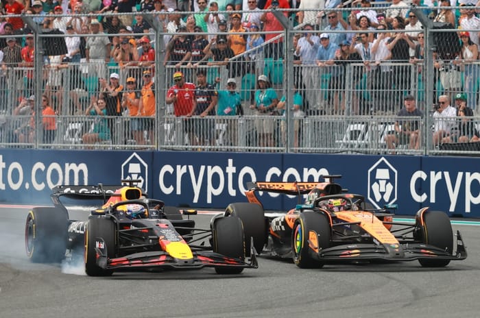 Verstappen Piastri at 2025 F1 Miami GP