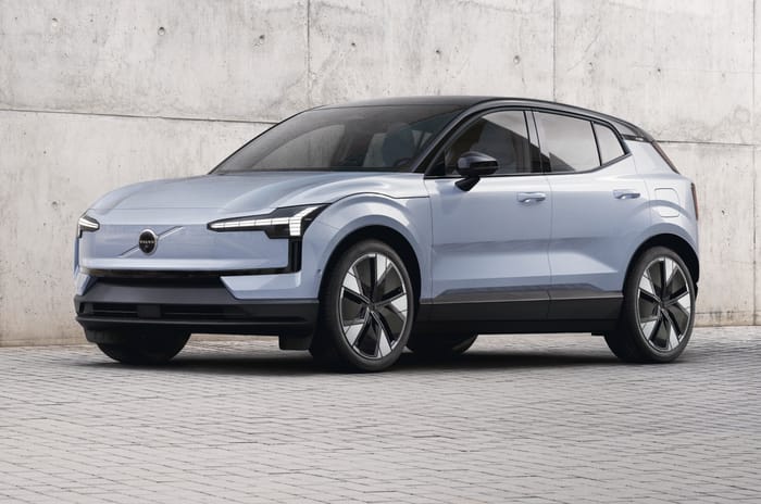 Volvo EX30 front left side