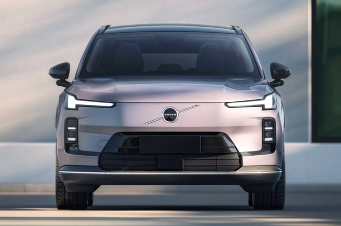 Volvo XC70 headlights