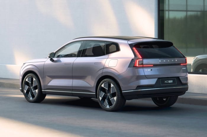 Volvo XC70 rear tail-lights