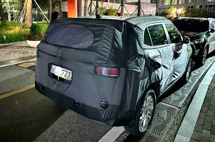 Hyundai Creta facelift continues testing; 1.5-litre diesel test mule spotted