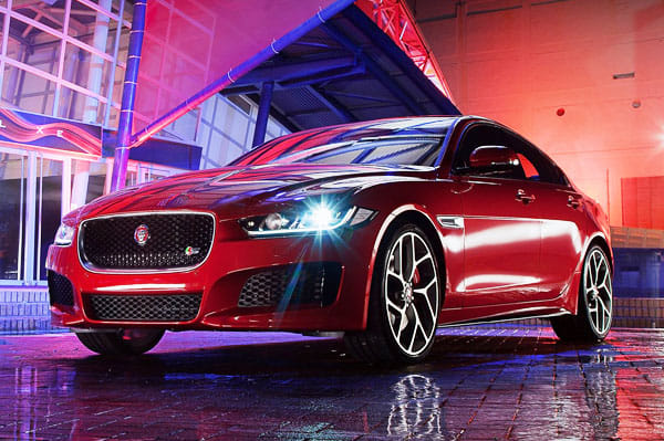 Jaguar XE first look