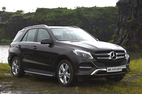 Jeep Grand Cherokee vs Mercedes GLE vs BMW X5 comparison