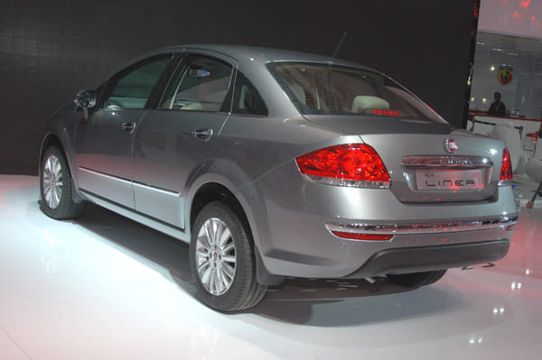 Fiat Linea facelift to start from Rs 7.64 lakh
