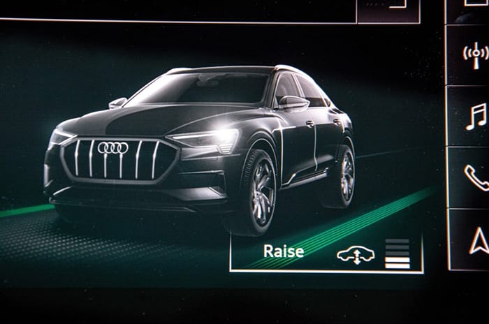 Audi E-Tron vs Jaguar I-Pace vs Mercedes-Benz EQC comparison