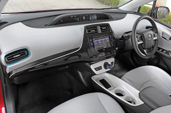 2017 Toyota Prius India review, test drive