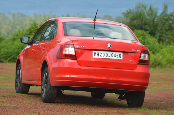 New Skoda Rapid diesel auto review, test drive