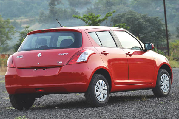 Maruti Swift facelift first look review