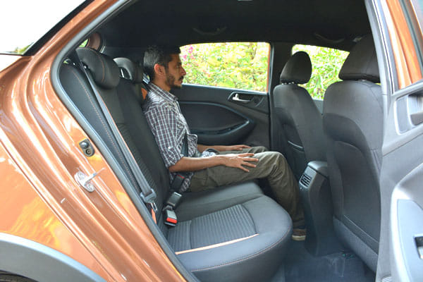 Hyundai i20 Active review, test drive