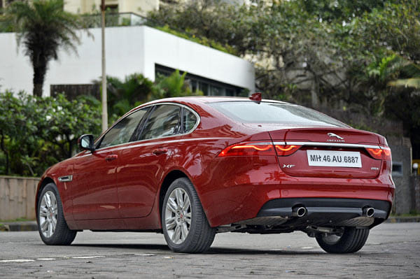 2016 Jaguar XF India review, test drive