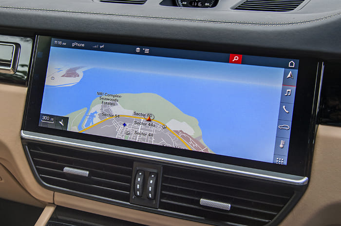 2018 Porsche Cayenne Turbo infotainment