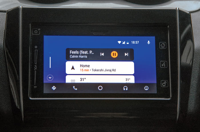 2018 Maruti Suzuki Swift headlamps