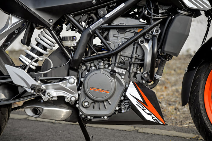 KTM 125 Duke review, test ride