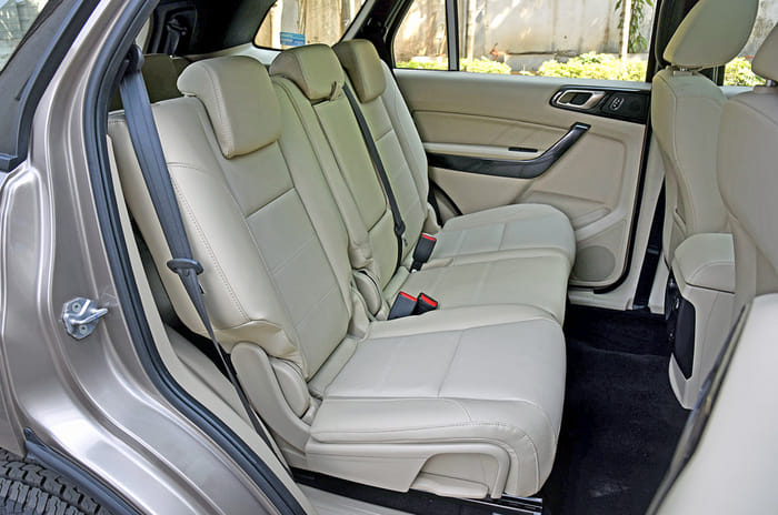 2019 Ford Endeavour facelift front seats 2019 Ford Endeavour facelift front seats