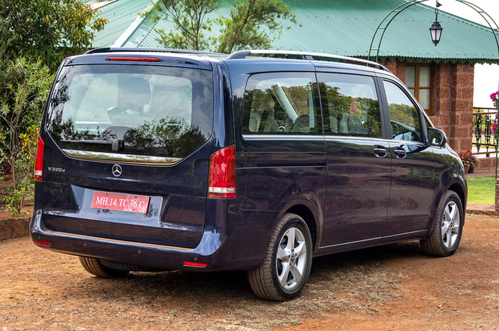 2019 Mercedes-Benz V220d rear static