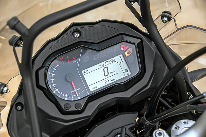 Benelli TRK 502, 502X review, test ride