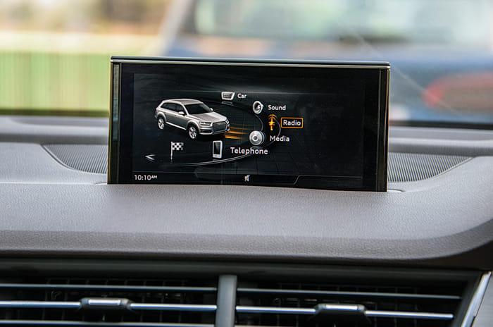 BMW X5 vs Audi Q7 comparison