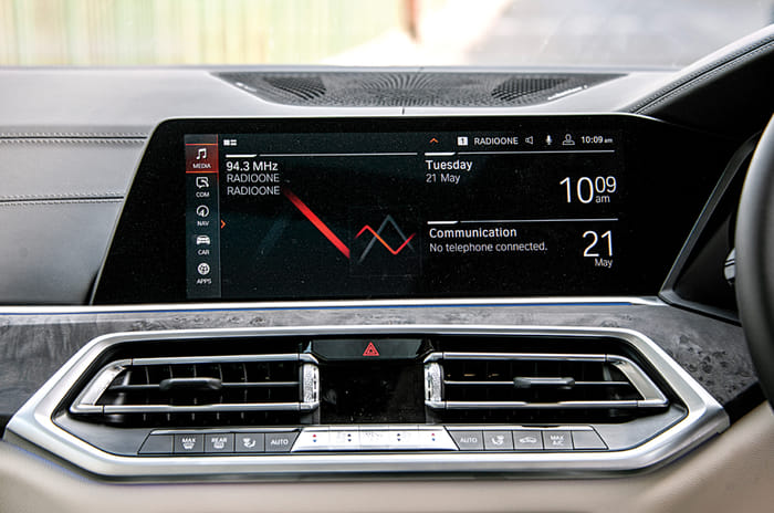 BMW X5 vs Audi Q7 comparison