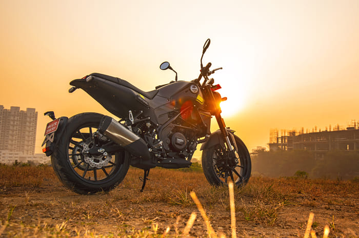 Benelli Leoncino 250 review, test ride