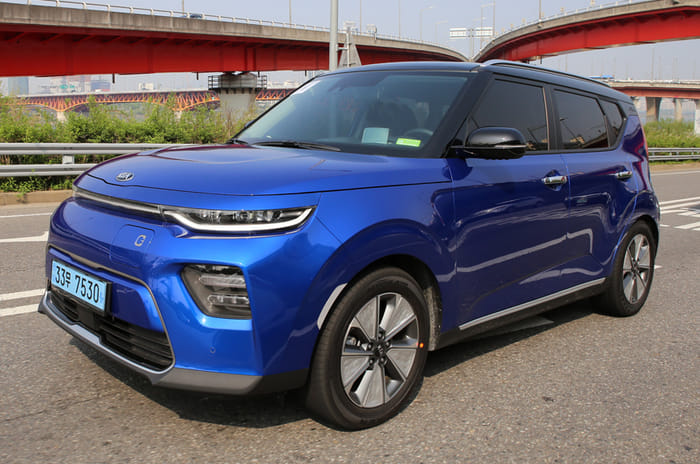 2020 Kia Soul EV review, test drive