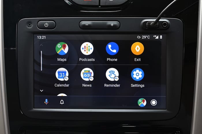 2020 Renault Duster Turbo CVT review, test drive