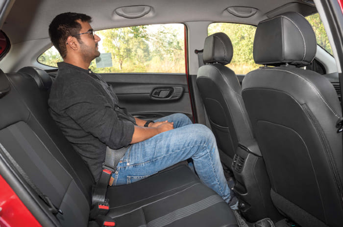 Tata Altroz iTurbo vs Hyundai i20 Turbo vs Volkswagen Polo TSI comparison