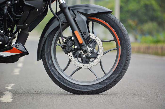 Bajaj Pulsar NS125 review, road test