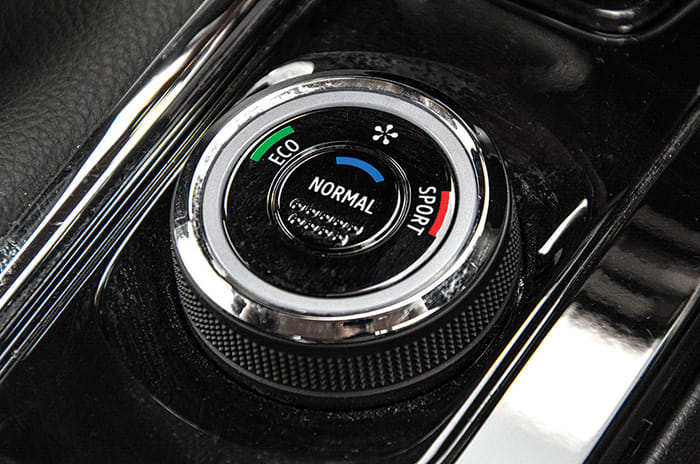 Renault Kiger vs Nissan Magnite comparison