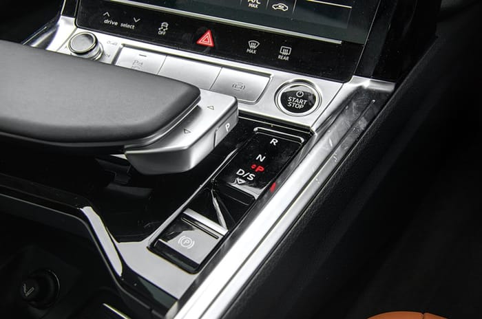 Audi E-Tron vs Jaguar I-Pace vs Mercedes-Benz EQC comparison