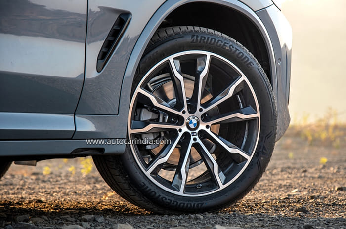 BMW X3 facelift review: Old wine in a new bottle