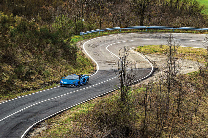Lamborghini Aventador LP 780-4 Ultimae - The Last Hurrah