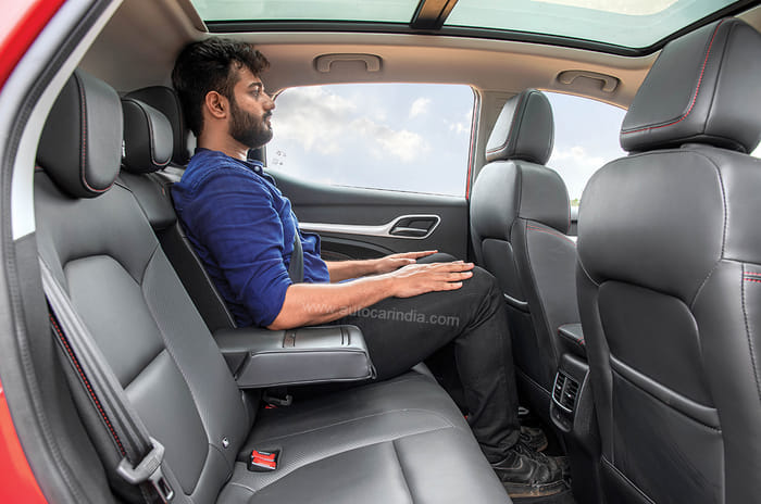 Nexon EV Max vs MG ZS EV facelift comparison