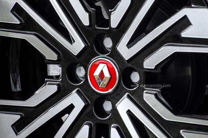 2022 Renault Kiger wheels