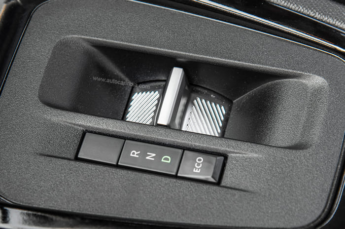 Citroen eC3 review, track drive: Chic Electric